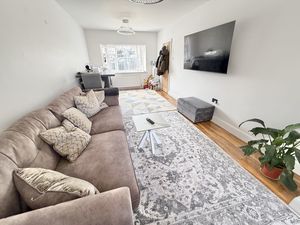 Valley Drive Great Sutton